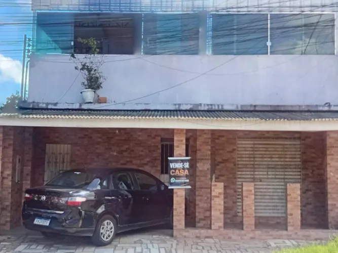 Vendo está com ponto comercial na avenida principal Tancredo Neves 360 mil