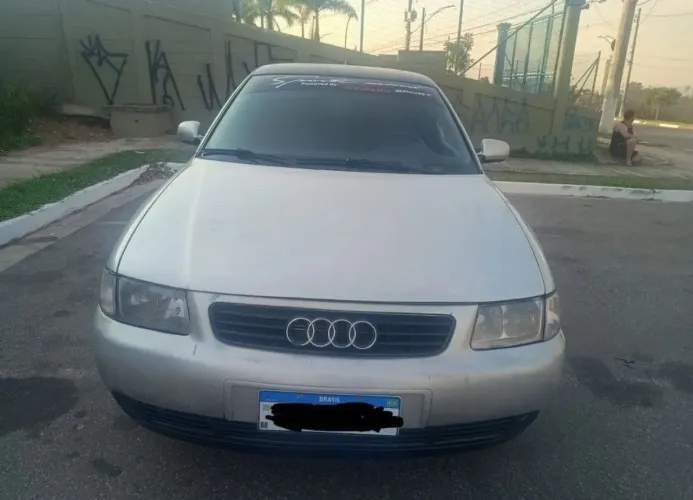 Audi A3 1.6 3P 2000