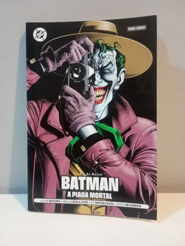 Livro Batman: A piada mortal + Quadro do Batman