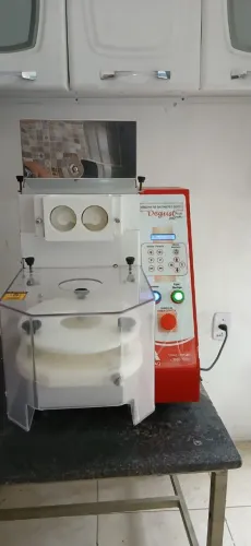 FABRICA DE SALGADOS COMPLETA (MODELADORA, MASSEIRA, EMPANADEIRA, FRITADEIRA)