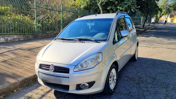 Fiat Idea Essence 1.6 Flex 16V 5P 2013