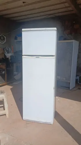 Geladeira gelando perfeitamente com frete grátis