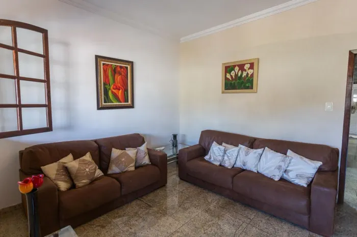 Casa à Venda - Bom Jesus, 4 Quartos, 199 m2