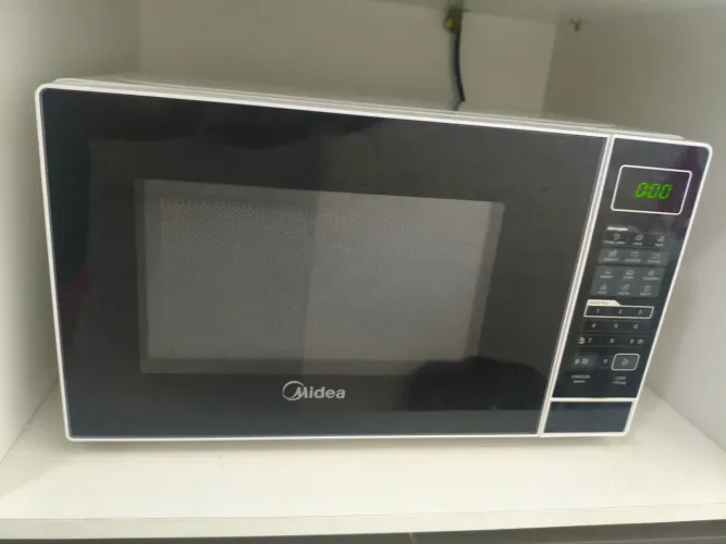 Vendo Microondas 20 Litros