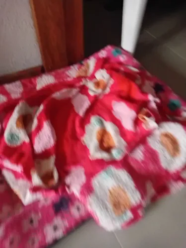 Roupas de bazar