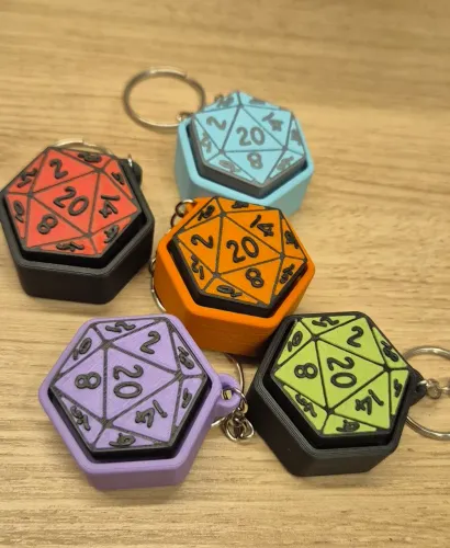 Kit com 5 chaveiros clicker d20