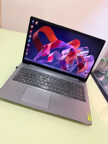 NOTBOOK LENOVO CORE I5