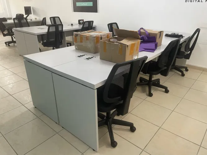 Plataforma de trabalho para 6 pessoas