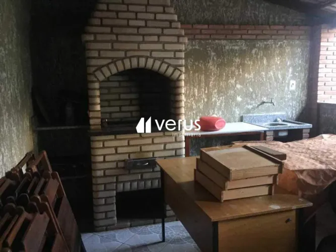 Casa à venda, 2 quartos, 1 vaga, PLANALTO - Uberlândia/MG