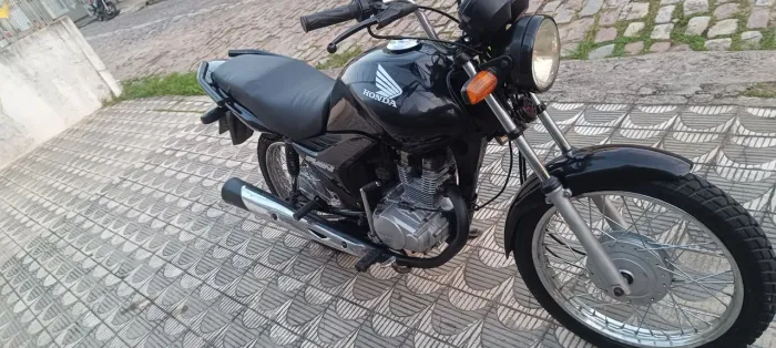 Vendo uma Honda CG Fan 125