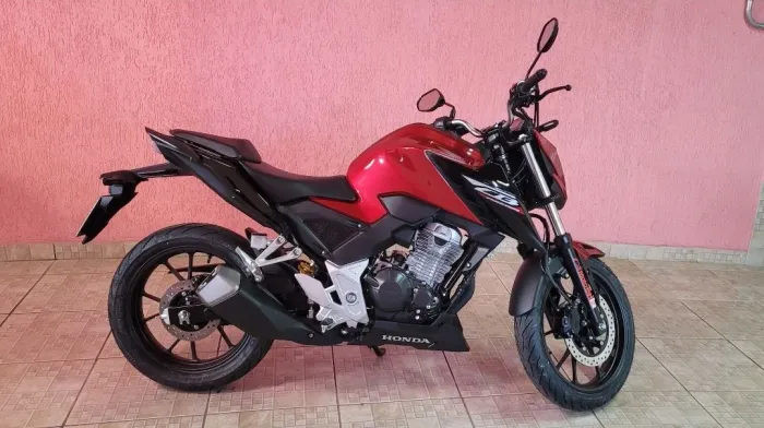 Twister CB300F