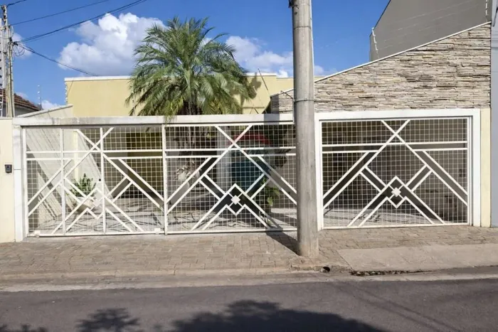Casa à venda no Garcia em Lins-SP por R$ 320.000,00