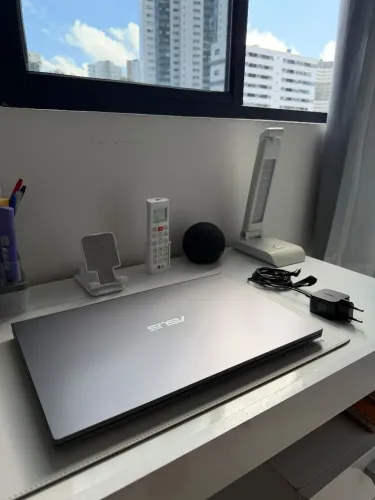 Notebook ASUS VivoBook 15,6? Intel Celeron - Bom Estado + Carregador