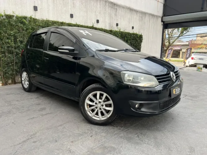 Volkswagen Fox 1.6 MI Total Flex 8V 5P 2014