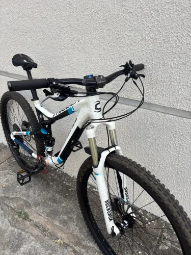 Bicicleta Cannondale full 29