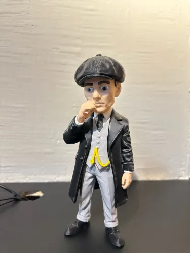 Boneco colecionável Tommy Shelby