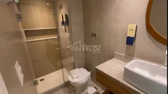 Flat : / Residencial / Ipanema
