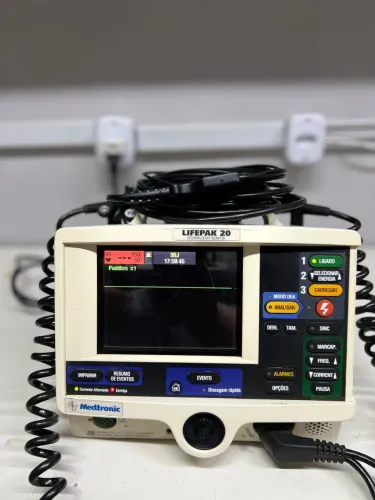 Cardioversor Lifepak