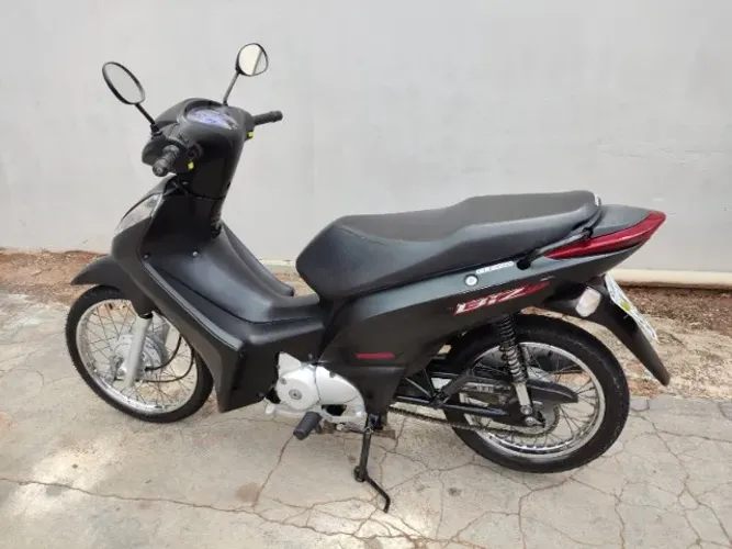 Honda Biz 2015 125 ES - Bilac/SP
