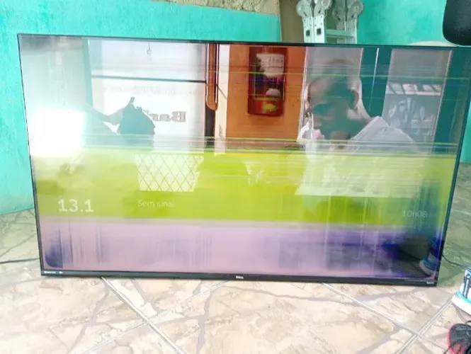Tv Philco 50 polegadas listras na tela 