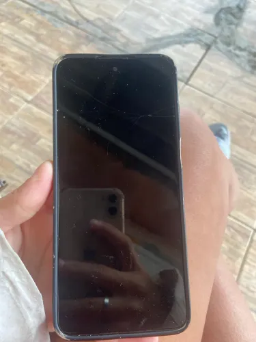 Motorola G32 , 128GB , Funcionando tudo normal só está com a tela trincada  