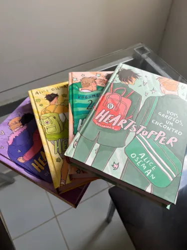 Coleção Kit de Livros Heartstopper