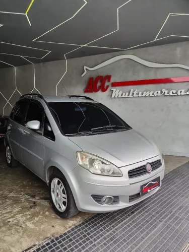 Fiat Idea Attractive 1.4 Fire Flex 8V 5P 2011