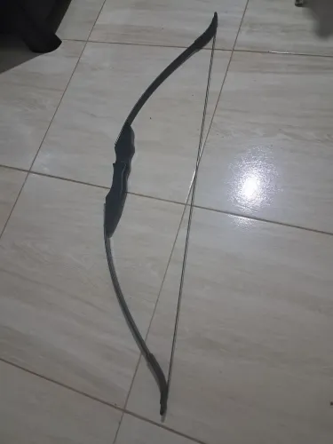 Arco recurvo(já com rest, apoio pra flecha)+03flechas!
