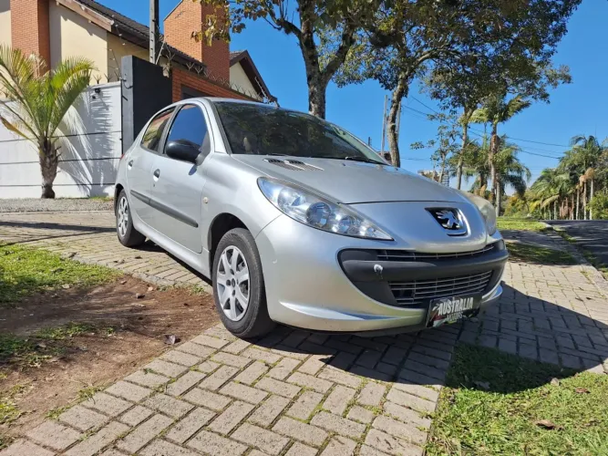 Peugeot 207 Blue Lion 1.4 Flex 8V 5P 2013
