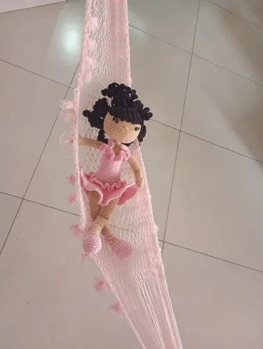 Boneca bailarina em amigurumi