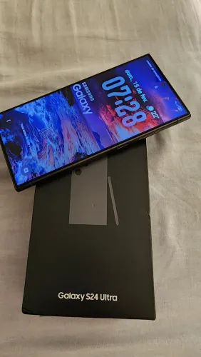 Samsung Galaxy S24 ultra impecável 256 GB de memória