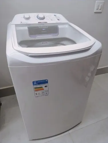 Máquina de lavar Electrolux 10,5 kg