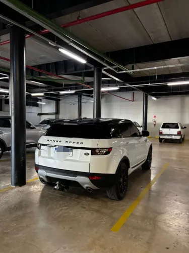 Land Rover Range Rover Evoque Pure 2.0 Aut. 5P 2013