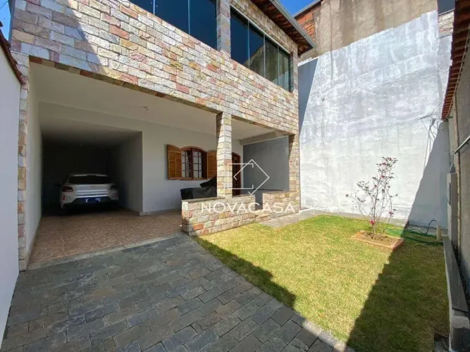 Casa com 4 dormitórios à venda, 335 m² por R$ 950.000,00 - Céu Azul - Belo Horizonte/MG