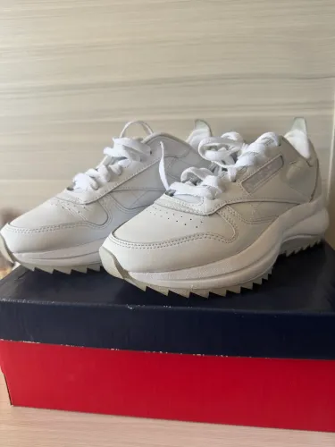 Tênis Reebok