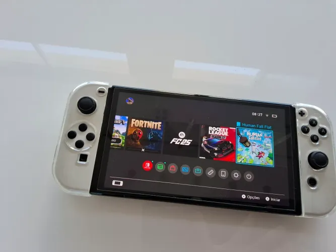 Nintendo Switch OLED + Cartão de Memória 512GB + Acessórios (vendendo porque comprei ps5)
