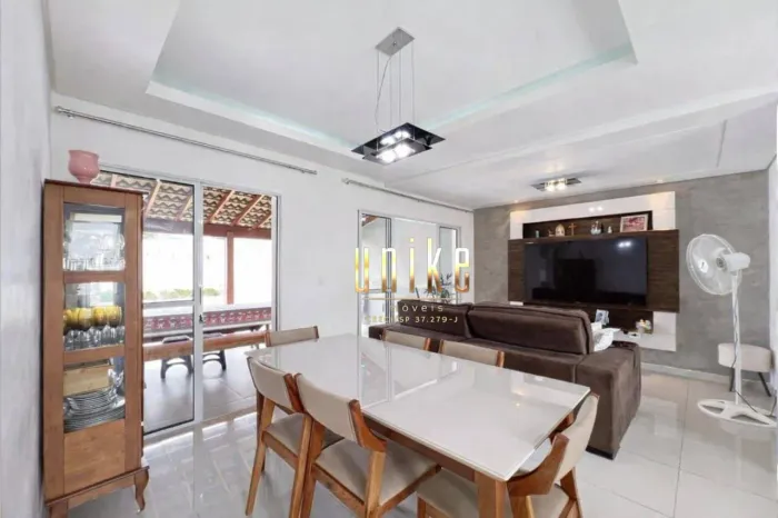 Casa com 3 dormitórios à venda, 175 m² por R$ 1.400.000,00 - Villa Branca - Jacareí/SP