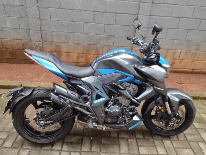 Vende-se ou troca  zontes R 350 