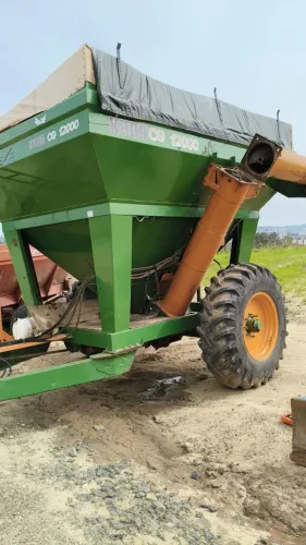 Carreta Graneleira Bazuca Khor CG 12000