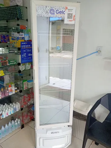 Expositor de bebidas gelobar