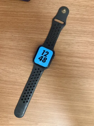 Apple Watch - Series 4 44mm