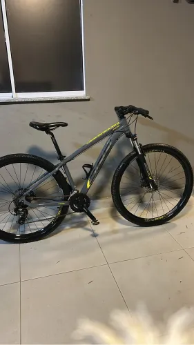 Bicicleta oggi hds 