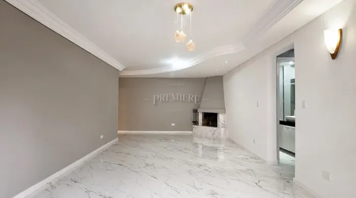 Apartamento com 3 quartos e sacada para alugar no Bigorrilho - Curitiba/PR