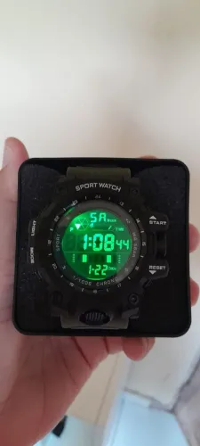  RELÓGIO MILITAR SANDA - RESISTÊNCIA, ESTILO E PRECISÃO 