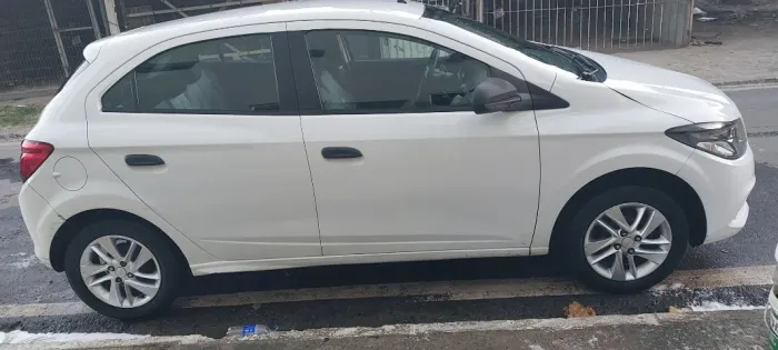 Chevrolet Onix JOY Hatch 1.0 8V Flex Mec. 4P 2019