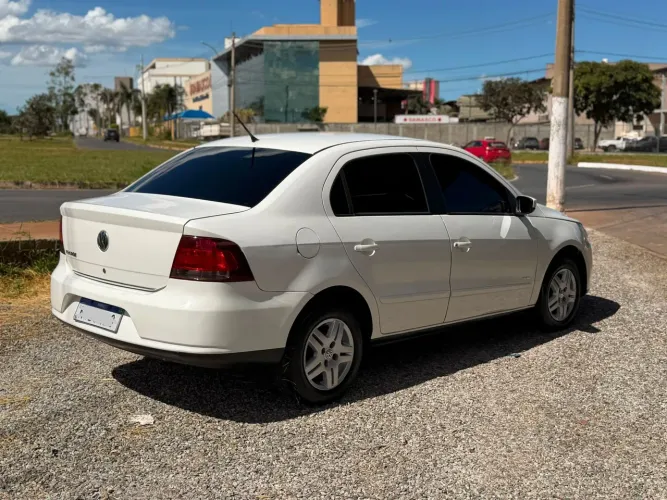 Volkswagen Voyage 1.0/1.0 City MI Total Flex 8V 4P 2012