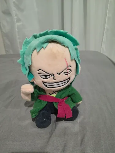 Pelúcia Roronoa Zoro - One Piece