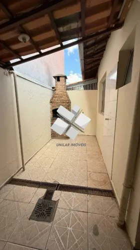 Casa geminada para aluguel, 2 quartos, 1 vaga, Nacional - Contagem/MG