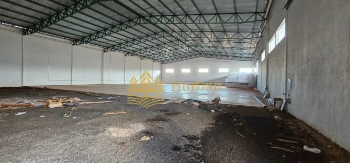 BARRACAO COMERCIAL em UBERLÂNDIA - MG, GRAND VILLE