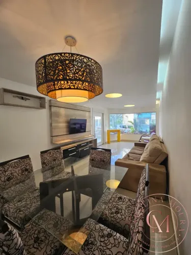 Condomínio Jardim Espanha - Casa com 3 quartos, sendo 1 suíte.